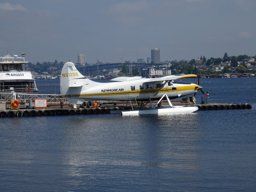 料金もリーズナブル、シアトルにて水上飛行機での遊覧飛行を体験 