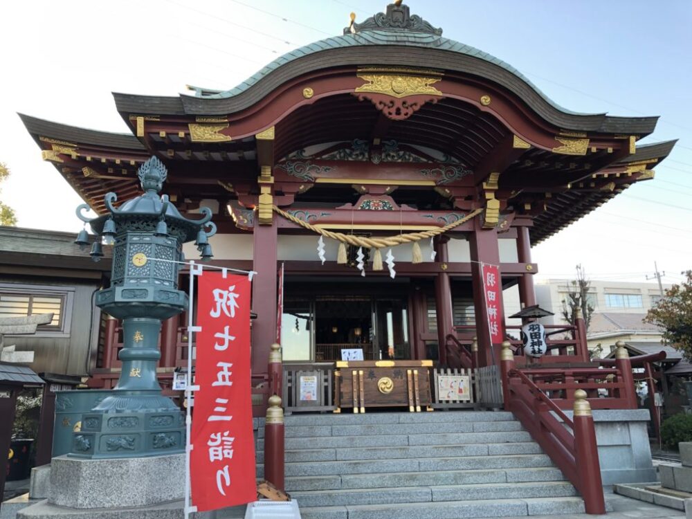 羽田神社の拝殿