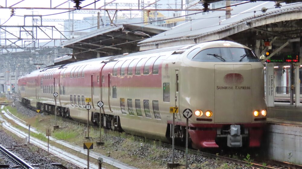 寝台特急サンライズで大阪から東京へ移動する魅力と料金