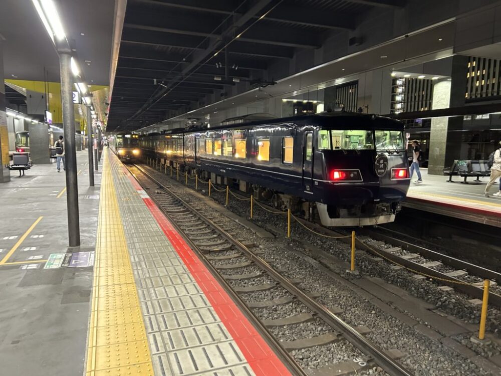 京都駅に入線