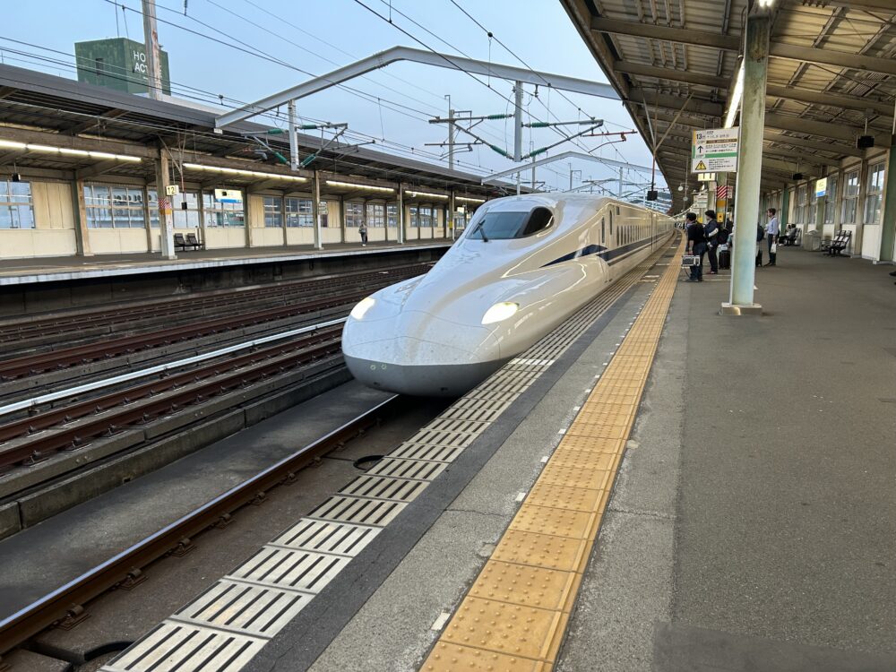 新山口駅での新幹線のぞみ