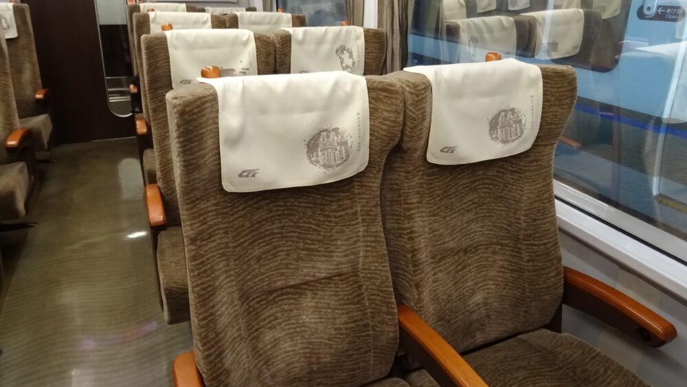 特急スーパーはくと号の普通席