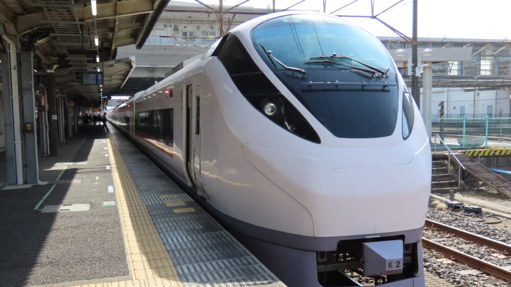 勝田駅の特急ひたち